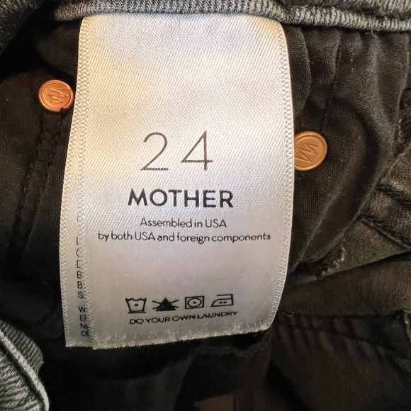 MOTHER Sz 24 High Waisted Looker Ankle Fray in Lighting Up Lantern Black Denim - Picture 11 of 12
